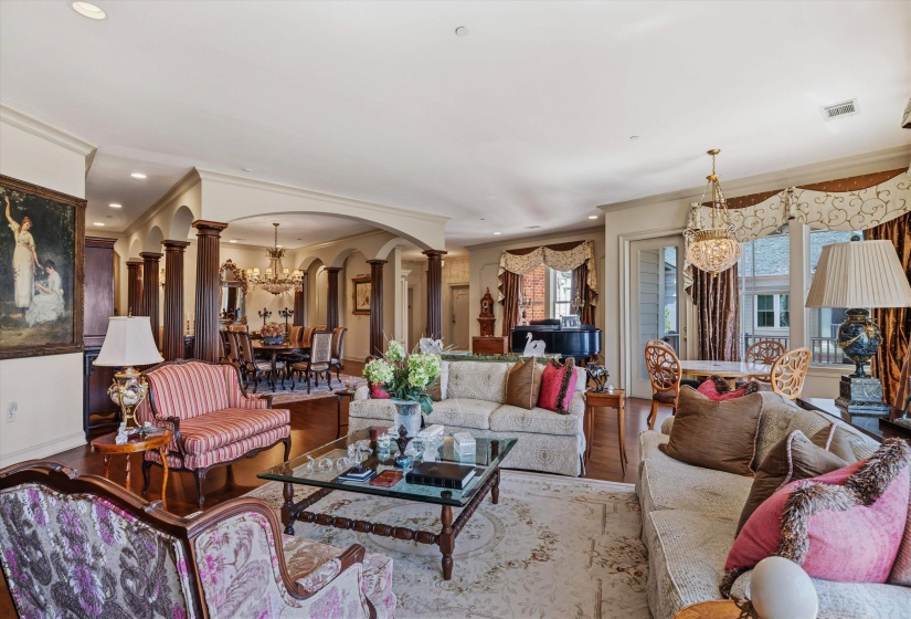 5194 LEXINGTON CLUB CV, Memphis, Tennessee 38117, 3 Bedroom Bedrooms, 8 Room Rooms,4 BathroomBathrooms,Residential,For Sale,LEXINGTON CLUB,0,10217985