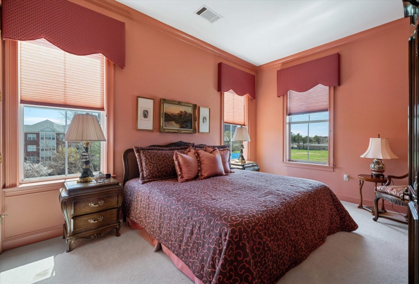 5194 LEXINGTON CLUB CV, Memphis, Tennessee 38117, 3 Bedroom Bedrooms, 8 Room Rooms,4 BathroomBathrooms,Residential,For Sale,LEXINGTON CLUB,0,10217985