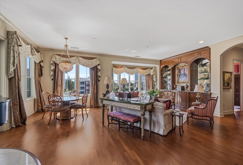 5194 LEXINGTON CLUB CV, Memphis, Tennessee 38117, 3 Bedroom Bedrooms, 8 Room Rooms,4 BathroomBathrooms,Residential,For Sale,LEXINGTON CLUB,0,10217985