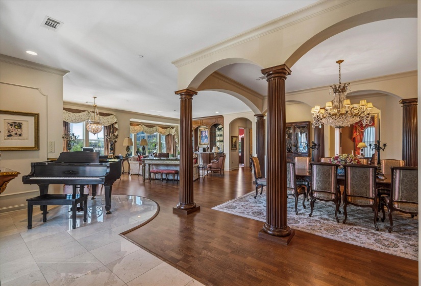 5194 LEXINGTON CLUB CV, Memphis, Tennessee 38117, 3 Bedroom Bedrooms, 8 Room Rooms,4 BathroomBathrooms,Residential,For Sale,LEXINGTON CLUB,0,10217985