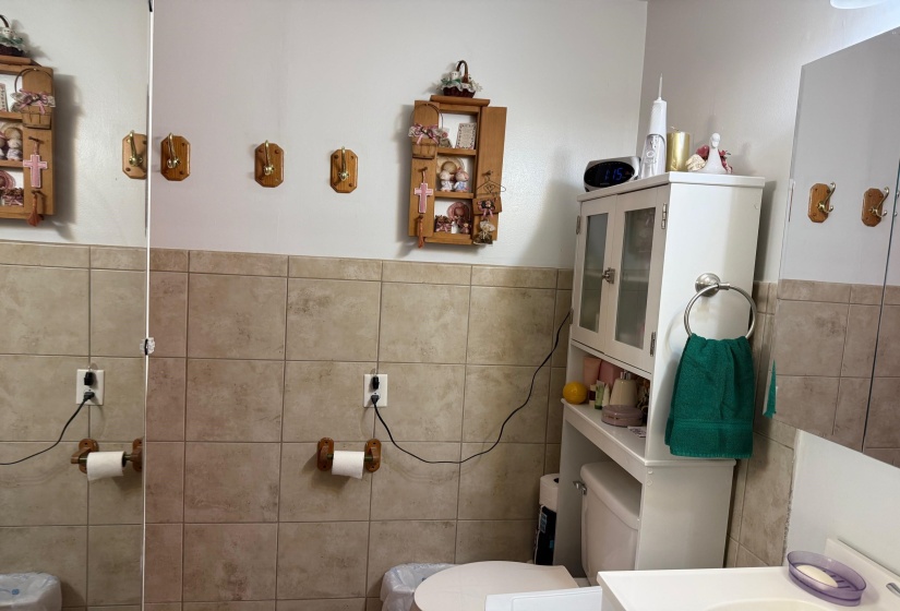 695 MAIN ST, Savannah, Tennessee 38372, 3 Bedrooms Bedrooms, 7 Rooms Rooms,2 BathroomsBathrooms,Residential,For Sale,MAIN,10217996