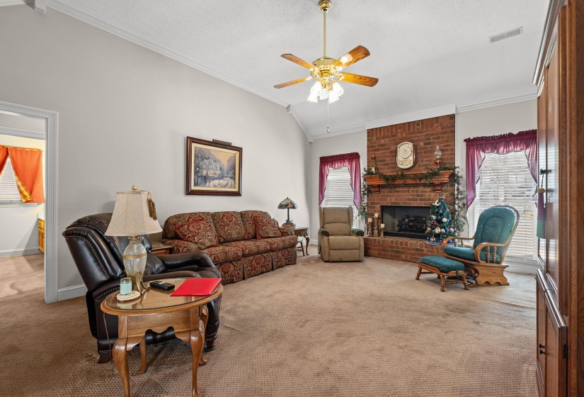 428 ESTANAULA RD, Collierville, Tennessee 38017, 4 Bedrooms Bedrooms, 8 Rooms Rooms,3 BathroomsBathrooms,Residential,For Sale,ESTANAULA,10218011