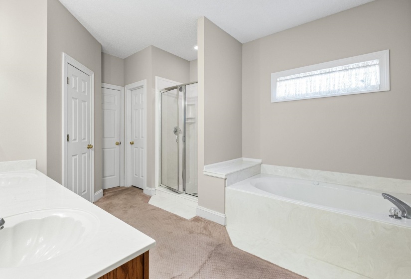 428 ESTANAULA RD, Collierville, Tennessee 38017, 4 Bedrooms Bedrooms, 8 Rooms Rooms,3 BathroomsBathrooms,Residential,For Sale,ESTANAULA,10218011