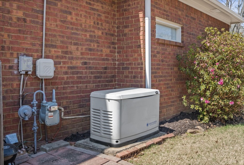 428 ESTANAULA RD, Collierville, Tennessee 38017, 4 Bedrooms Bedrooms, 8 Rooms Rooms,3 BathroomsBathrooms,Residential,For Sale,ESTANAULA,10218011