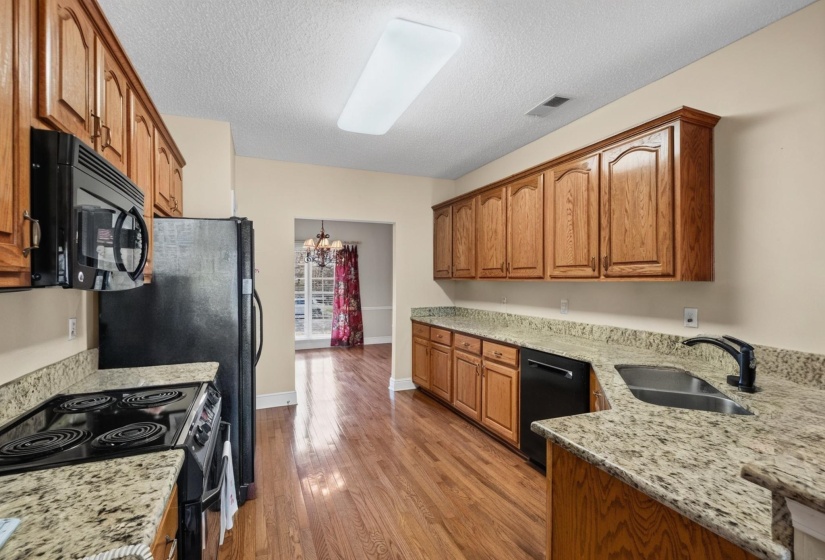 428 ESTANAULA RD, Collierville, Tennessee 38017, 4 Bedrooms Bedrooms, 8 Rooms Rooms,3 BathroomsBathrooms,Residential,For Sale,ESTANAULA,10218011