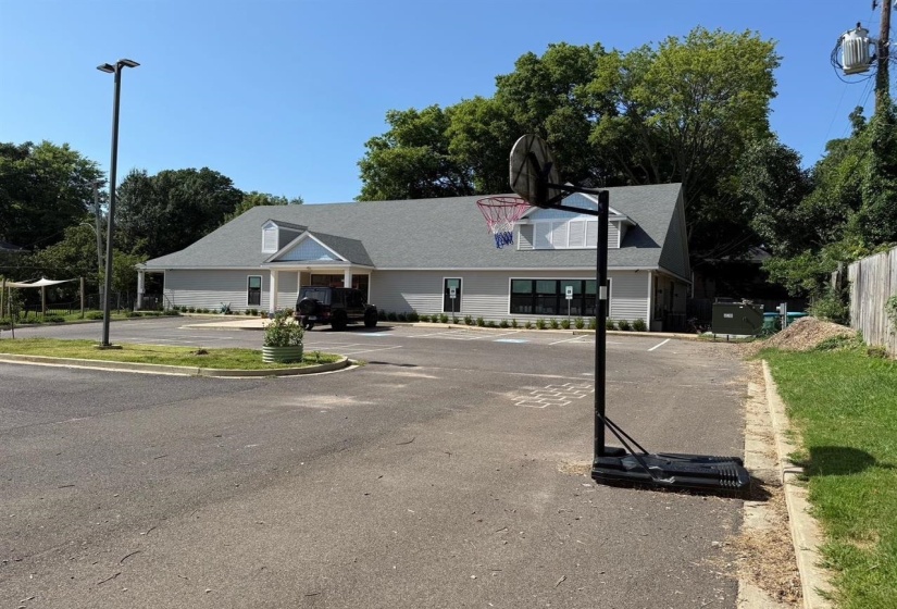 1430 POPLAR AVE, Memphis, Tennessee 38104, ,Commercial/industrial,For Sale,POPLAR,10218040