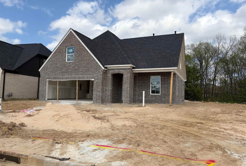 9756 BLOOMINGTON CIR, Unincorporated, Tennessee 38018, 5 Bedrooms Bedrooms, 7 Rooms Rooms,2.1 BathroomsBathrooms,Residential,For Sale,BLOOMINGTON,10218023