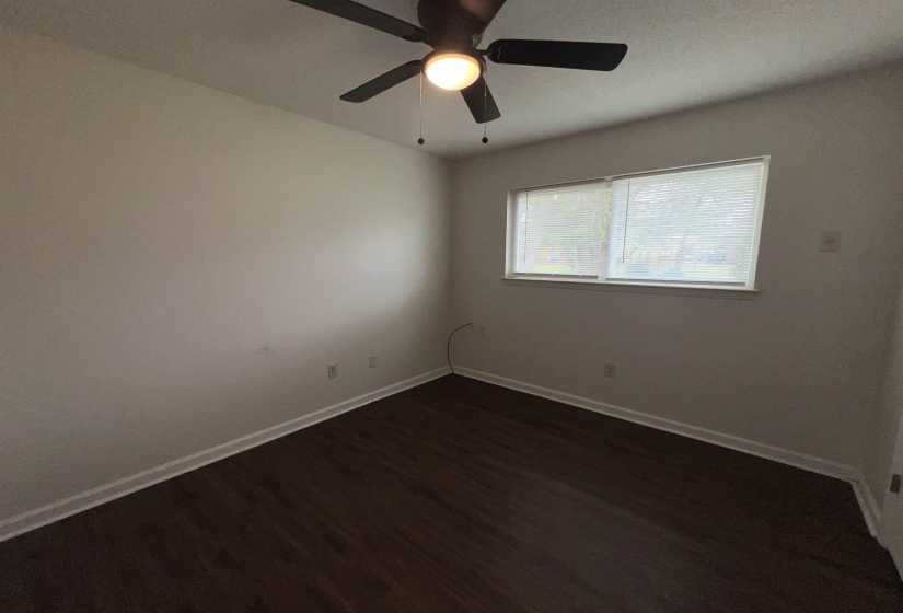 580 BLACKHAWK RD, Memphis, Tennessee 38109, 3 Bedrooms Bedrooms, 5 Rooms Rooms,1 BathroomBathrooms,Residential,For Sale,BLACKHAWK,10218034