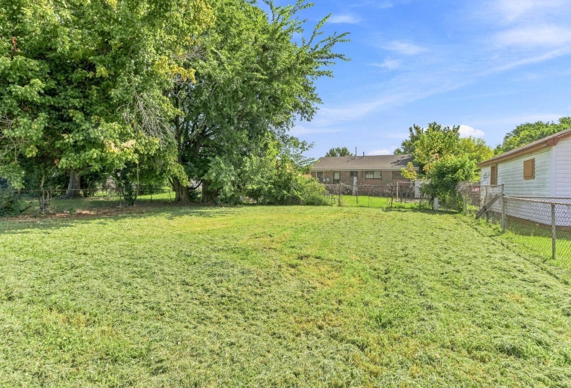 580 BLACKHAWK RD, Memphis, Tennessee 38109, 3 Bedroom Bedrooms, 5 Room Rooms,1 BathroomBathrooms,Residential,For Sale,BLACKHAWK,0,10218034