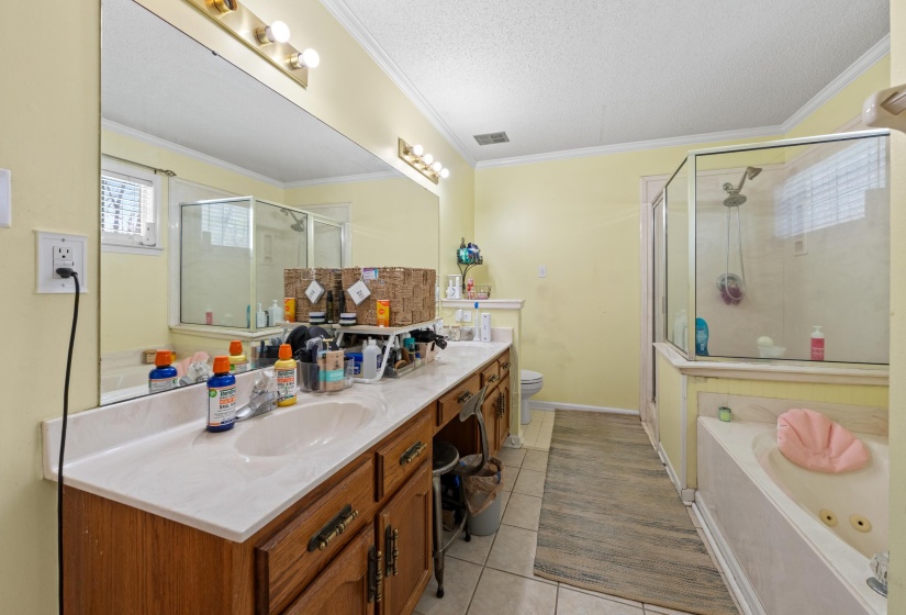 9912 WOODLAND BEND DR, Lakeland, Tennessee 38002, 3 Bedrooms Bedrooms, 5 Rooms Rooms,2.1 BathroomsBathrooms,Residential,For Sale,WOODLAND BEND,10218045