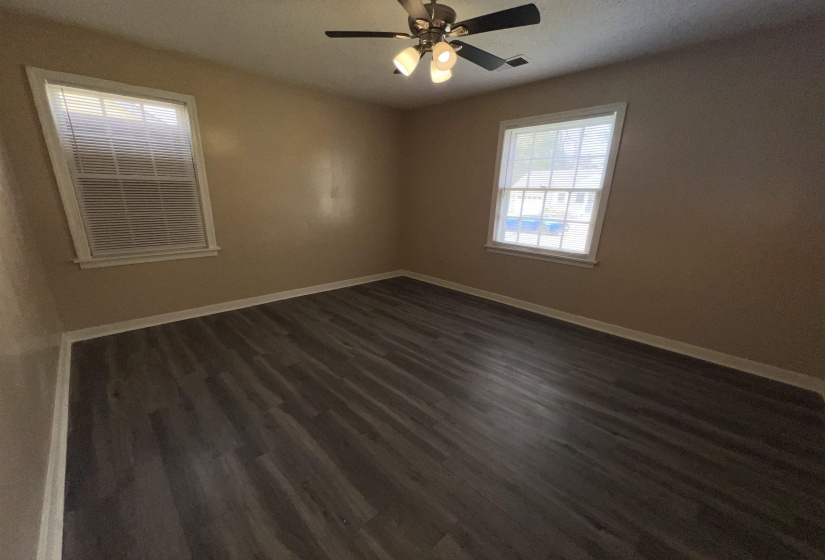 3043 COLEMAN AVE, Memphis, Tennessee 38112, 2 Bedroom Bedrooms, 4 Room Rooms,1 BathroomBathrooms,Residential,For Sale,COLEMAN,0,10218048