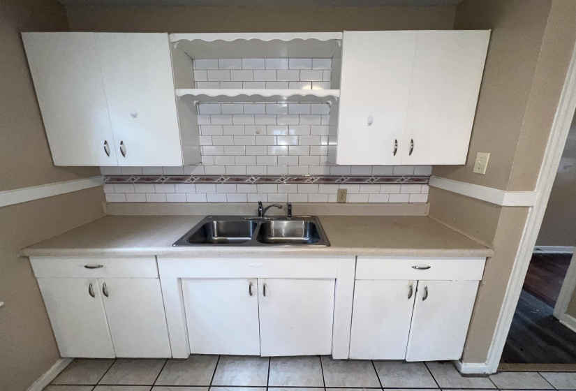 3043 COLEMAN AVE, Memphis, Tennessee 38112, 2 Bedroom Bedrooms, 4 Room Rooms,1 BathroomBathrooms,Residential,For Sale,COLEMAN,0,10218048