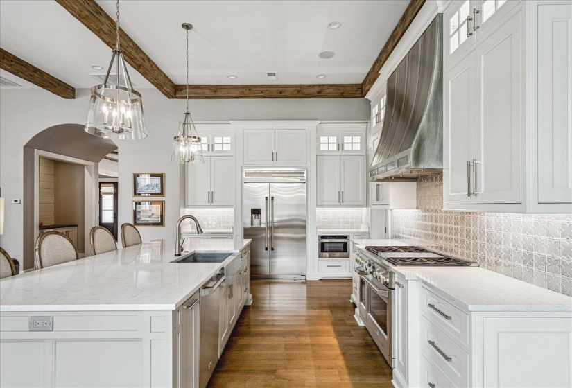 3149 CHAPEL WOODS CV, Germantown, Tennessee 38139, 5 Bedrooms Bedrooms, 11 Rooms Rooms,5.1 BathroomsBathrooms,Residential,For Sale,CHAPEL WOODS,10218051