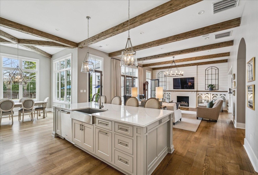 3149 CHAPEL WOODS CV, Germantown, Tennessee 38139, 5 Bedrooms Bedrooms, 11 Rooms Rooms,5.1 BathroomsBathrooms,Residential,For Sale,CHAPEL WOODS,10218051