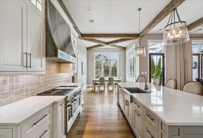 3149 CHAPEL WOODS CV, Germantown, Tennessee 38139, 5 Bedrooms Bedrooms, 11 Rooms Rooms,5.1 BathroomsBathrooms,Residential,For Sale,CHAPEL WOODS,10218051