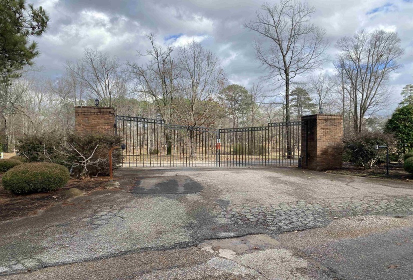 6 LEGENDS DR, Counce, Tennessee 38326, 0 , 0 ,0,Land,For Sale,LEGENDS,0,10218075