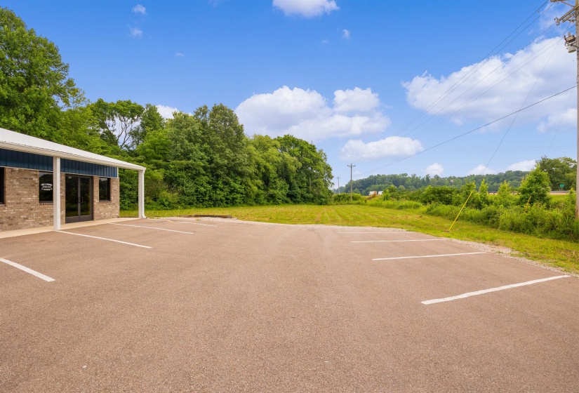 1196 MULBERRY AVE, Selmer, Tennessee 38375, 0 , 0 ,0,Commercial/industrial,For Sale,MULBERRY,0,10218107