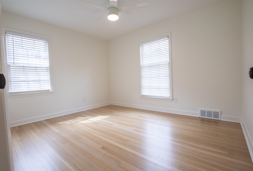 5483 BRANTFORD RD, Memphis, Tennessee 38120, 3 Bedrooms Bedrooms, 7 Rooms Rooms,2 BathroomsBathrooms,Residential,For Sale,BRANTFORD,10218068