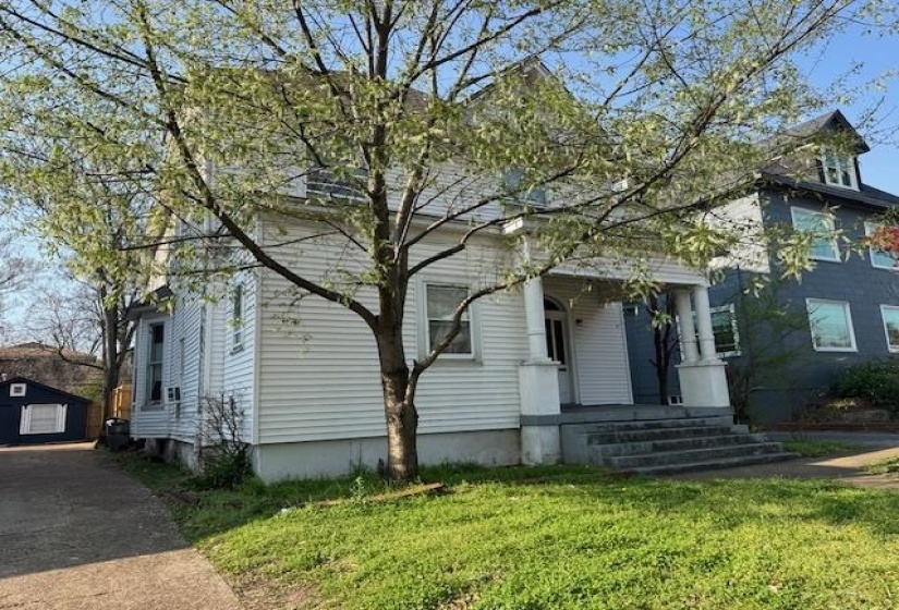 1515 MADISON AVE, Memphis, Tennessee 38104, 6 Bedroom Bedrooms, 11 Room Rooms,5 BathroomBathrooms,Residential,For Sale,MADISON,0,10218072