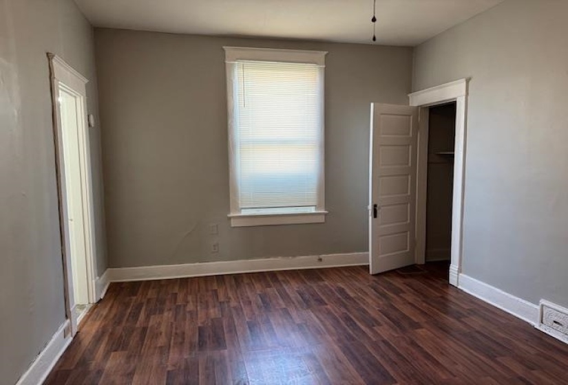 1515 MADISON AVE, Memphis, Tennessee 38104, 6 Bedroom Bedrooms, 11 Room Rooms,5 BathroomBathrooms,Residential,For Sale,MADISON,0,10218072