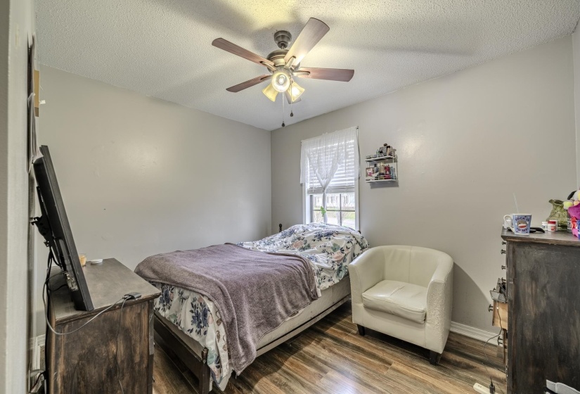 235 PARKVIEW DR, Savannah, Tennessee 38372, 3 Bedrooms Bedrooms, 7 Rooms Rooms,2 BathroomsBathrooms,Residential,For Sale,PARKVIEW,10218081