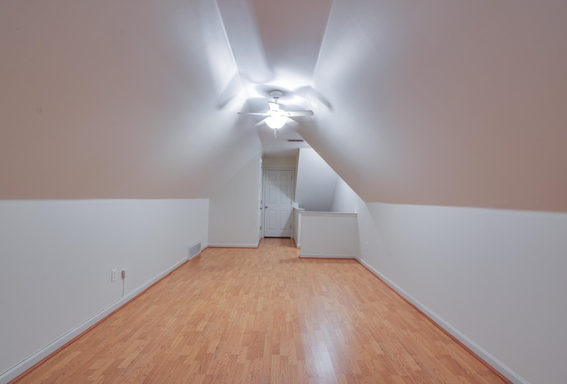 1415 DOWN RIVER DR, Memphis, Tennessee 38103, 4 Bedrooms Bedrooms, 6 Rooms Rooms,2.1 BathroomsBathrooms,Residential,For Sale,DOWN RIVER,10218087