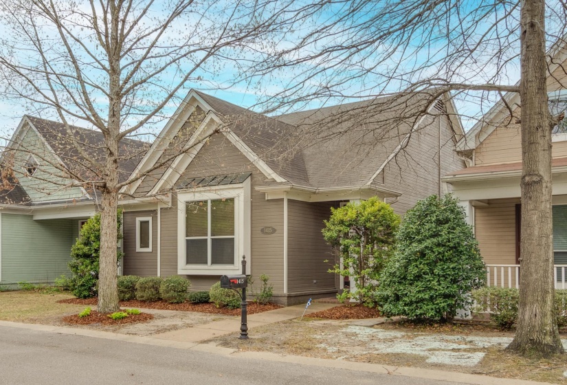 1415 DOWN RIVER DR, Memphis, Tennessee 38103, 4 Bedrooms Bedrooms, 6 Rooms Rooms,2.1 BathroomsBathrooms,Residential,For Sale,DOWN RIVER,10218087