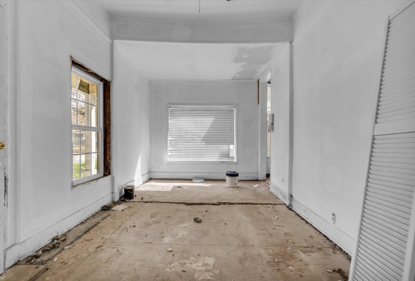 1155 SLEDGE AVE, Memphis, Tennessee 38104, 3 Bedrooms Bedrooms, 5 Rooms Rooms,1.1 BathroomsBathrooms,Residential,For Sale,SLEDGE,10218099