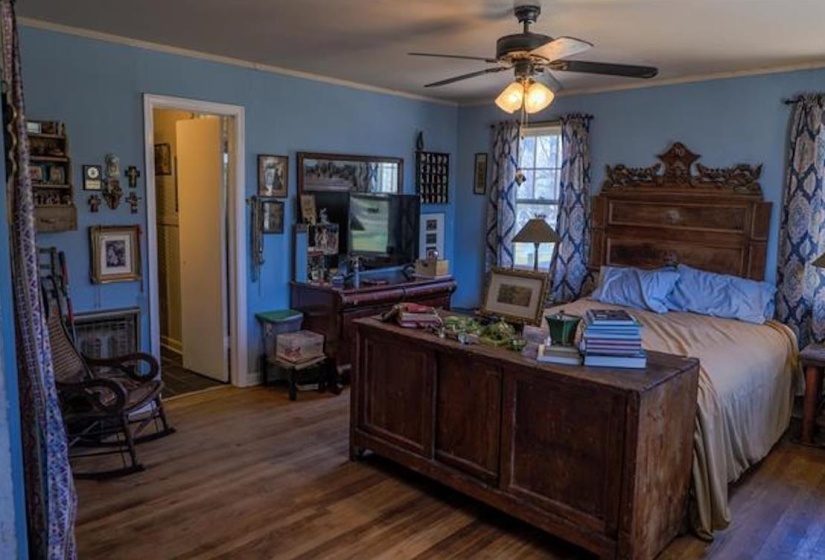 190 70 HWY, Mason, Tennessee 38049, 4 Bedrooms Bedrooms, 8 Rooms Rooms,1.1 BathroomsBathrooms,Residential,For Sale,70,10218123