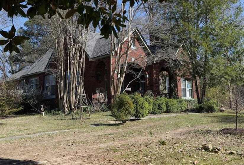 190 70 HWY, Mason, Tennessee 38049, 4 Bedrooms Bedrooms, 8 Rooms Rooms,1.1 BathroomsBathrooms,Residential,For Sale,70,10218123