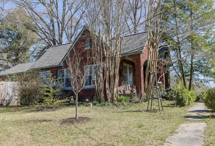190 70 HWY, Mason, Tennessee 38049, 4 Bedrooms Bedrooms, 8 Rooms Rooms,1.1 BathroomsBathrooms,Residential,For Sale,70,10218123