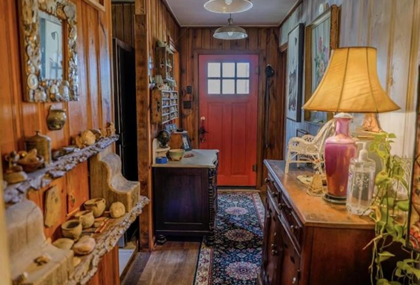 190 70 HWY, Mason, Tennessee 38049, 4 Bedrooms Bedrooms, 8 Rooms Rooms,1.1 BathroomsBathrooms,Residential,For Sale,70,10218123
