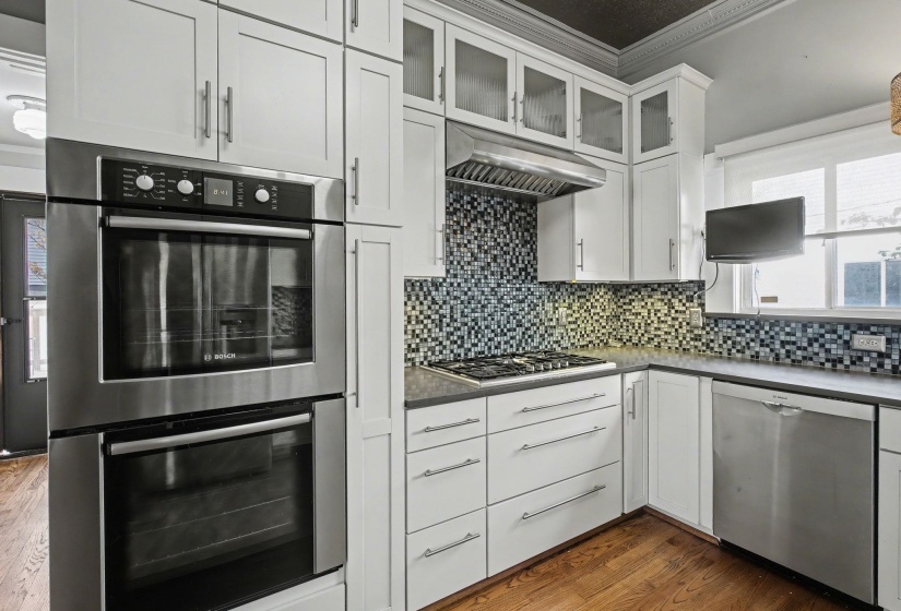 1361 VINTON AVE, Memphis, Tennessee 38104, 4 Bedroom Bedrooms, 10 Room Rooms,3.1 BathroomBathrooms,Residential,For Sale,VINTON,0,10218168