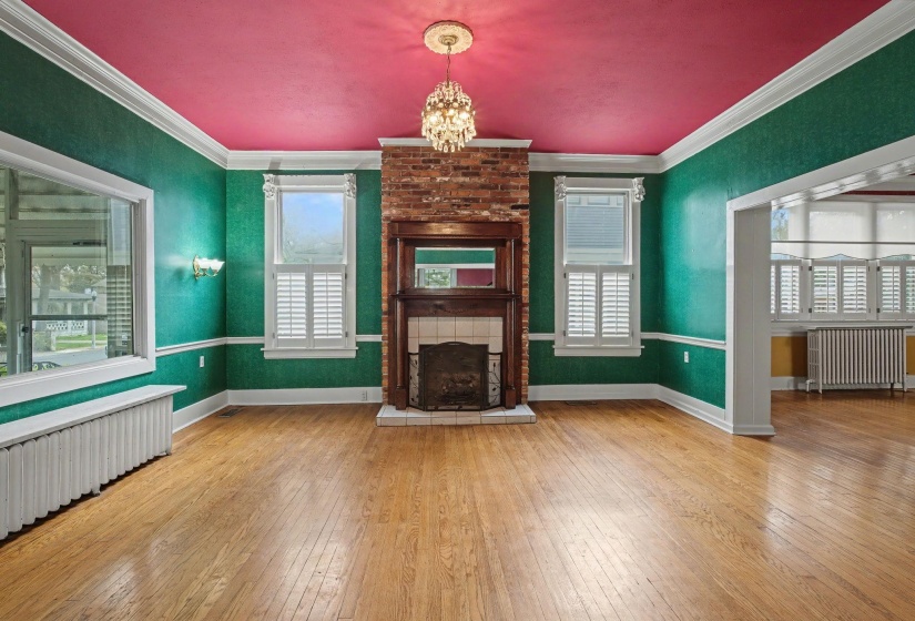 1361 VINTON AVE, Memphis, Tennessee 38104, 4 Bedroom Bedrooms, 10 Room Rooms,3.1 BathroomBathrooms,Residential,For Sale,VINTON,0,10218168