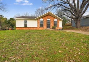 4177 UNIVERSITY ST, Memphis, Tennessee 38127, 3 Bedrooms Bedrooms, 5 Rooms Rooms,1 BathroomBathrooms,Residential,For Sale,UNIVERSITY,10218170 4177 UNIVERSITY ST, Memphis, Tennessee 38127, 3 Bedrooms Bedrooms, 5 Rooms Rooms,1 BathroomBathrooms,Residential,For Sale,UNIVERSITY,10218170