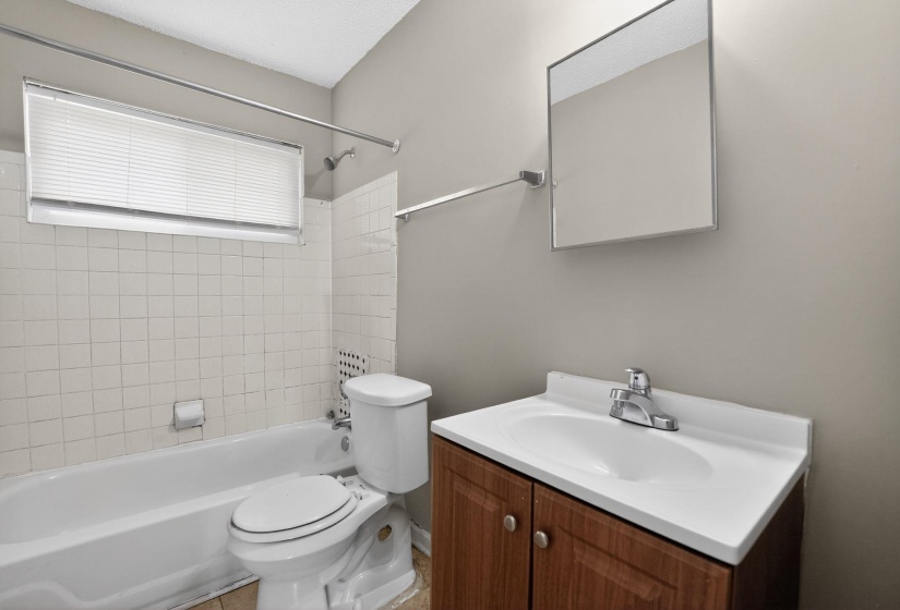 4177 UNIVERSITY ST, Memphis, Tennessee 38127, 3 Bedrooms Bedrooms, 5 Rooms Rooms,1 BathroomBathrooms,Residential,For Sale,UNIVERSITY,10218170