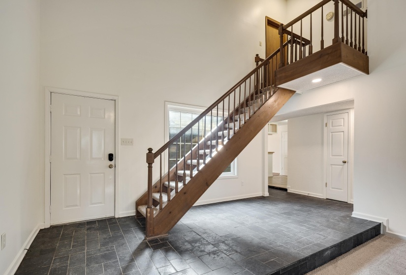 1675 RAVENHILL DR, Germantown, Tennessee 38138, 2 Bedrooms Bedrooms, 5 Rooms Rooms,2 BathroomsBathrooms,Residential,For Sale,RAVENHILL,10218172