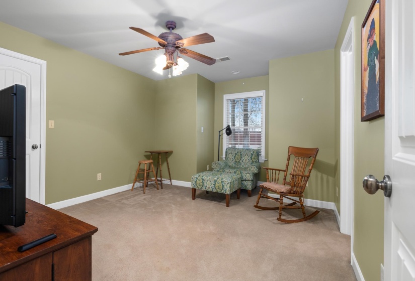 104 LOCHMEADE DR, Atoka, Tennessee 38004, 4 Bedroom Bedrooms, 9 Room Rooms,4.1 BathroomBathrooms,Residential,For Sale,LOCHMEADE,0,10218174