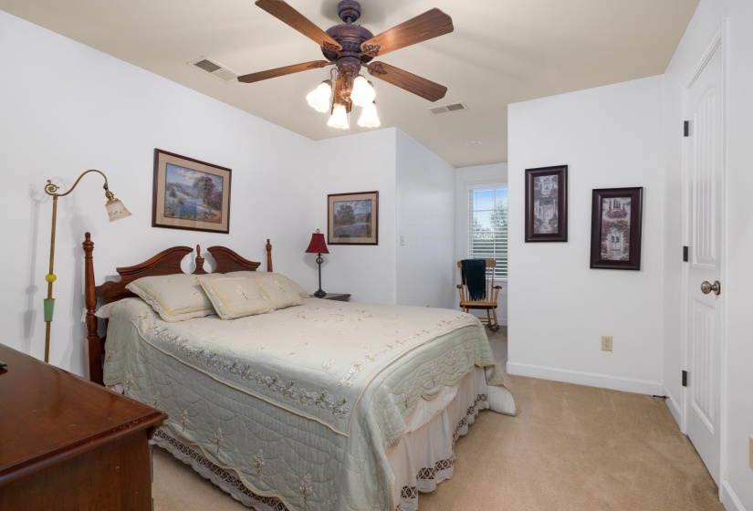 104 LOCHMEADE DR, Atoka, Tennessee 38004, 4 Bedroom Bedrooms, 9 Room Rooms,4.1 BathroomBathrooms,Residential,For Sale,LOCHMEADE,0,10218174