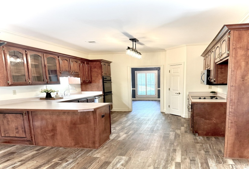 756 CRESTOVER DR, Collierville, Tennessee 38017, 4 Bedrooms Bedrooms, 8 Rooms Rooms,2.1 BathroomsBathrooms,Residential,For Sale,CRESTOVER,10218185