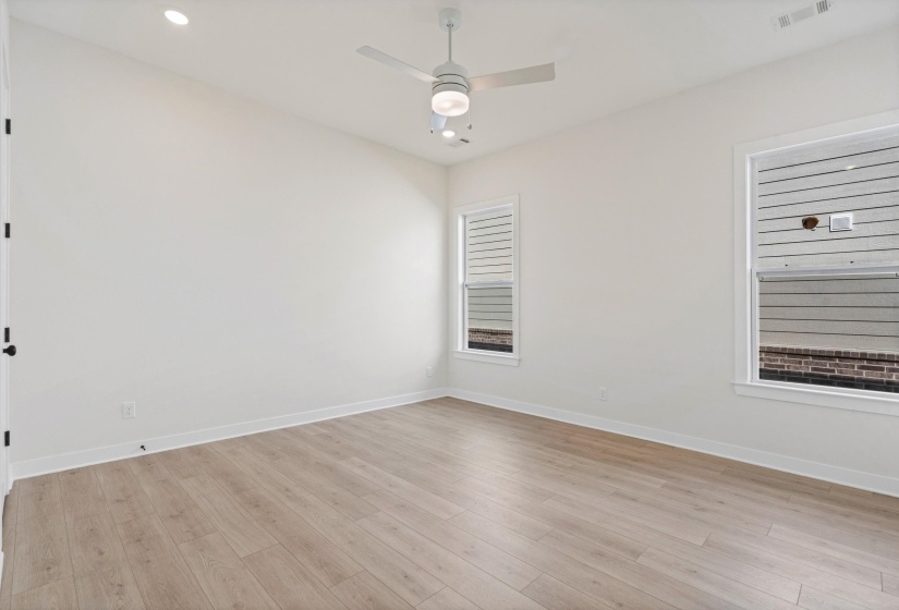 3130 MANNINGTON DR, Bartlett, Tennessee 38135, 4 Bedroom Bedrooms, 7 Room Rooms,2 BathroomBathrooms,Residential,For Sale,MANNINGTON,0,10218196