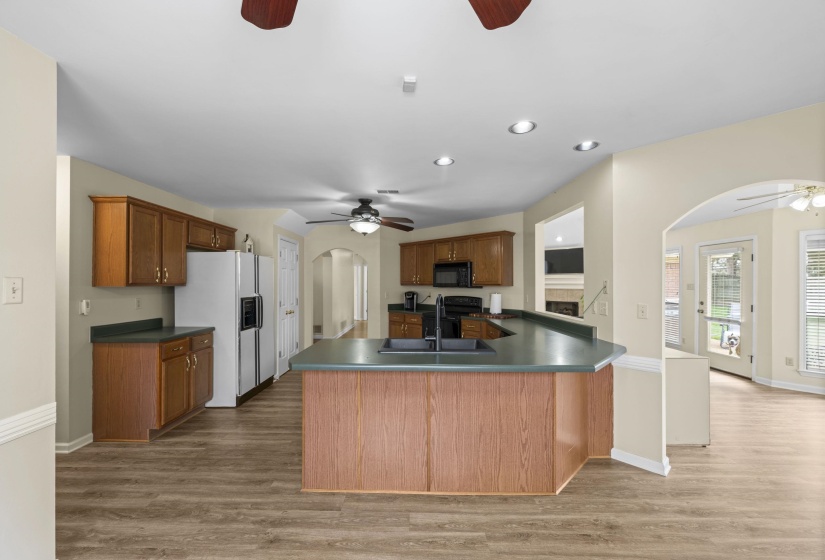 6767 BEAGLE RUN LN, Bartlett, Tennessee 38135, 3 Bedroom Bedrooms, 6 Room Rooms,2 BathroomBathrooms,Residential,For Sale,BEAGLE RUN,0,10218203
