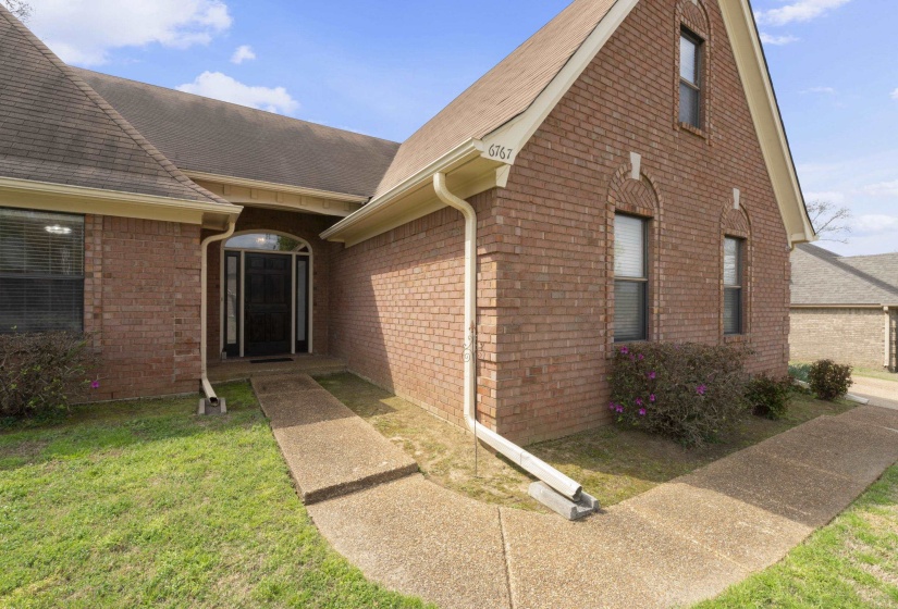 6767 BEAGLE RUN LN, Bartlett, Tennessee 38135, 3 Bedroom Bedrooms, 6 Room Rooms,2 BathroomBathrooms,Residential,For Sale,BEAGLE RUN,0,10218203