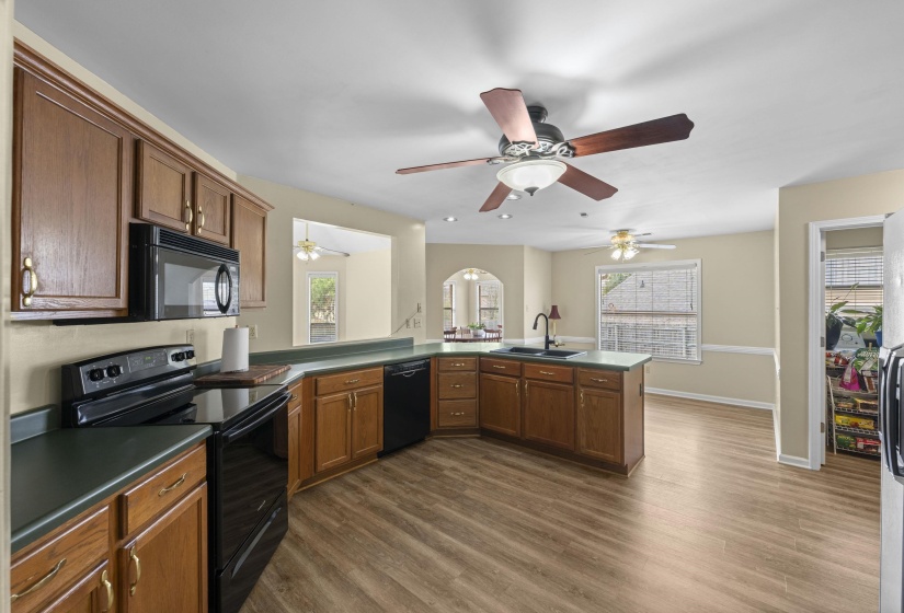 6767 BEAGLE RUN LN, Bartlett, Tennessee 38135, 3 Bedroom Bedrooms, 6 Room Rooms,2 BathroomBathrooms,Residential,For Sale,BEAGLE RUN,0,10218203