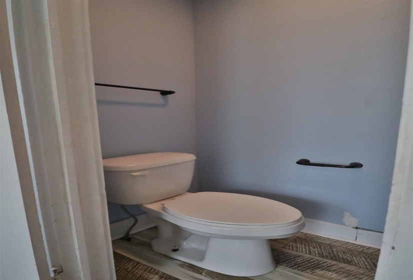 143 LAKE DR, Ripley, Tennessee 38063, 2 Bedroom Bedrooms, 5 Room Rooms,1.1 BathroomBathrooms,Residential,For Sale,LAKE,0,10218208