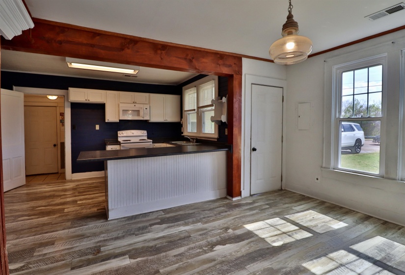 143 LAKE DR, Ripley, Tennessee 38063, 2 Bedroom Bedrooms, 5 Room Rooms,1.1 BathroomBathrooms,Residential,For Sale,LAKE,0,10218208
