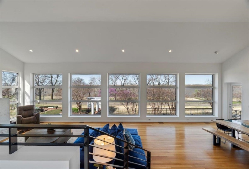 65 RIVERWALK PL, Memphis, Tennessee 38103, 5 Bedroom Bedrooms, 8 Room Rooms,3.1 BathroomBathrooms,Residential,For Sale,RIVERWALK,0,10217928