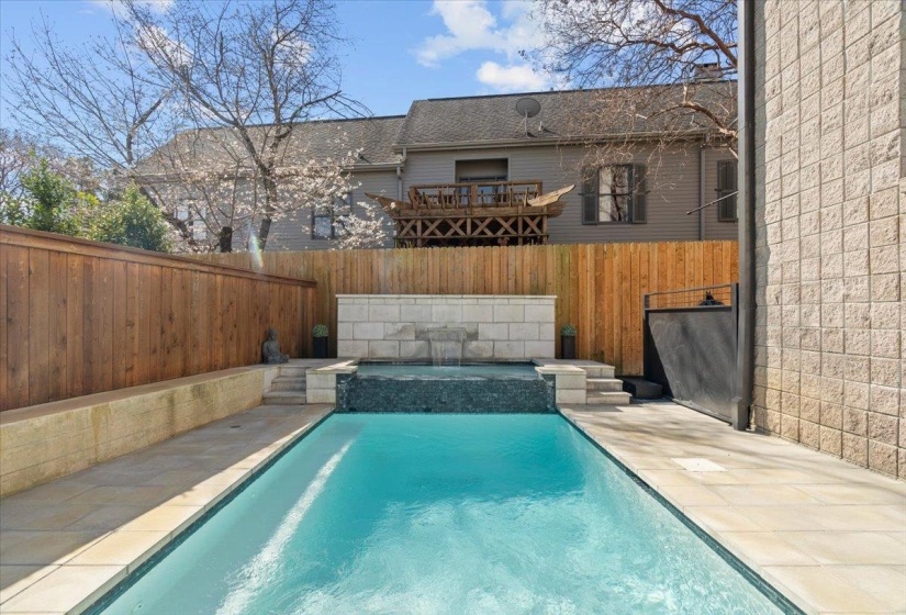 65 RIVERWALK PL, Memphis, Tennessee 38103, 5 Bedroom Bedrooms, 8 Room Rooms,3.1 BathroomBathrooms,Residential,For Sale,RIVERWALK,0,10217928