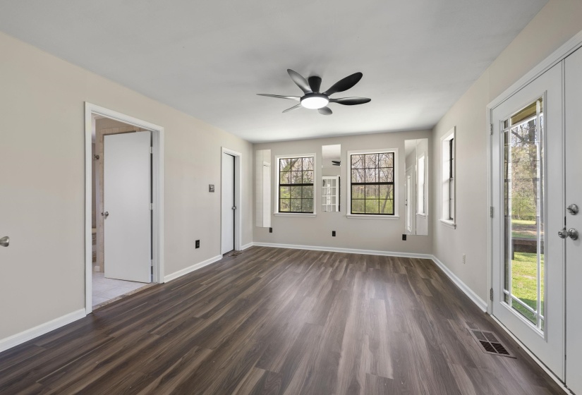 330 WILDFLOWER DR, Somerville, Tennessee 38068, 3 Bedroom Bedrooms, 7 Room Rooms,2.1 BathroomBathrooms,Residential,For Sale,WILDFLOWER,0,10218217
