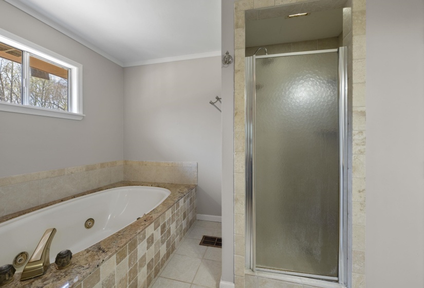 330 WILDFLOWER DR, Somerville, Tennessee 38068, 3 Bedroom Bedrooms, 7 Room Rooms,2.1 BathroomBathrooms,Residential,For Sale,WILDFLOWER,0,10218217